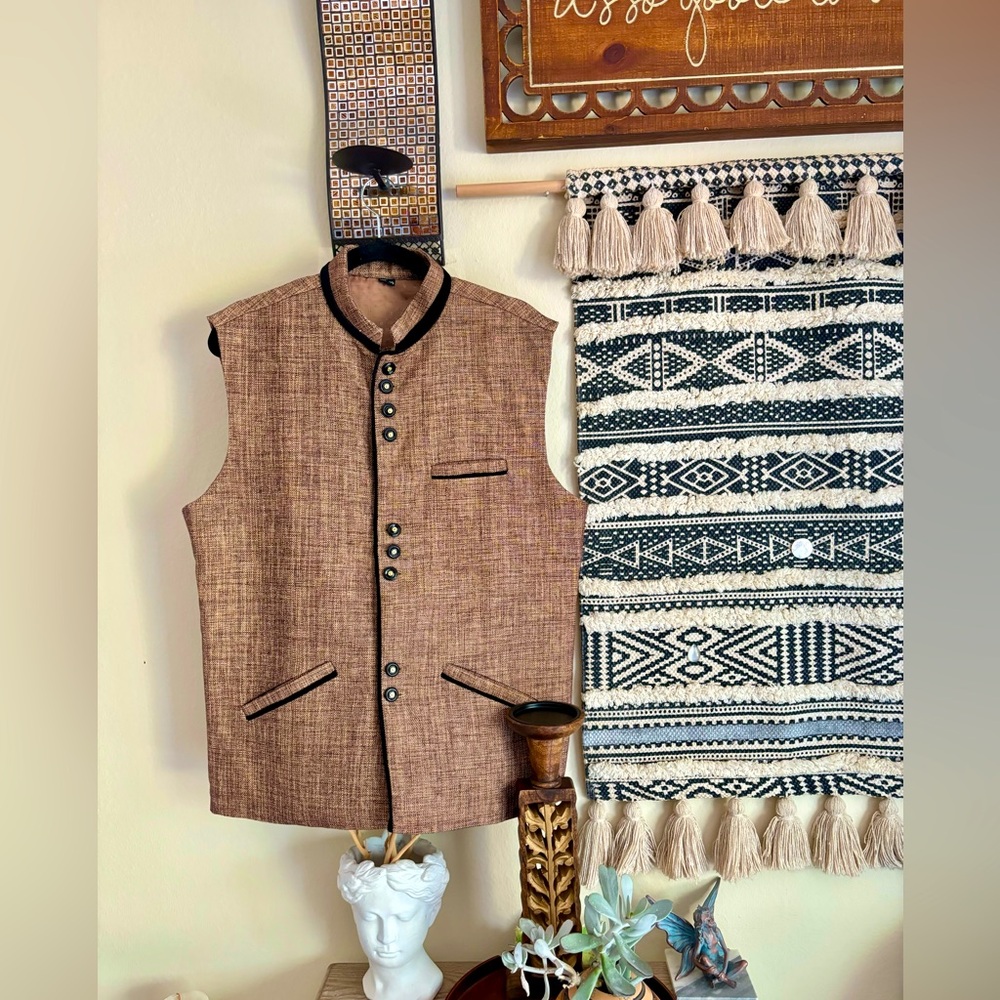 ✅ sold Men’s Panjabi Vest or coty